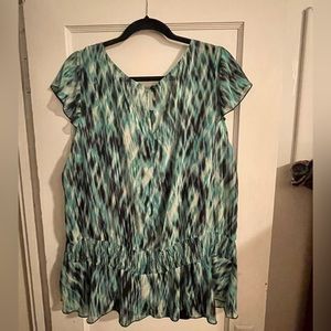 SALE 2/25, 3/30, 4/35!! Worthington Woman sheer green & black top w/ shell sz 3X